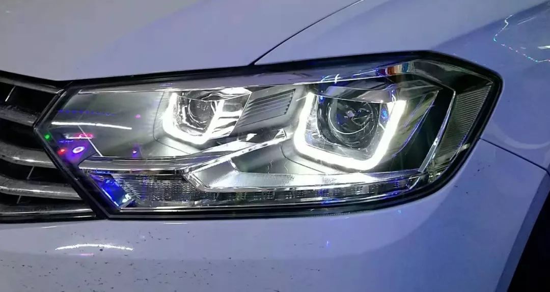 6C8AA74E4F7E2D85DD4706000D67ABE5C7ECB443_size74_w1080_h574